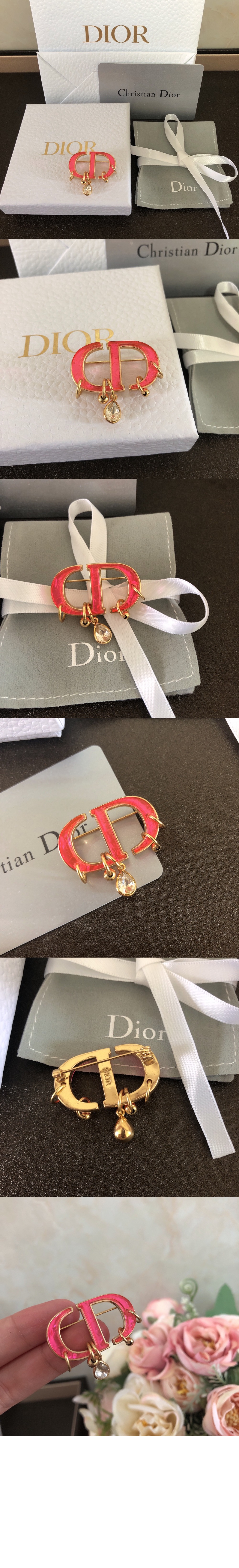 30 Montaigne 브로치 V0926 > 디올