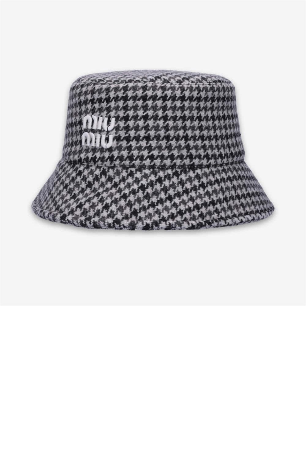 로고 자수 버킷햇 5HC196 > 미우미우