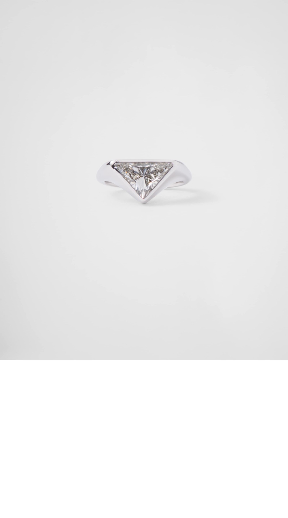 이터널 골드 링 1JA154 > 프라다