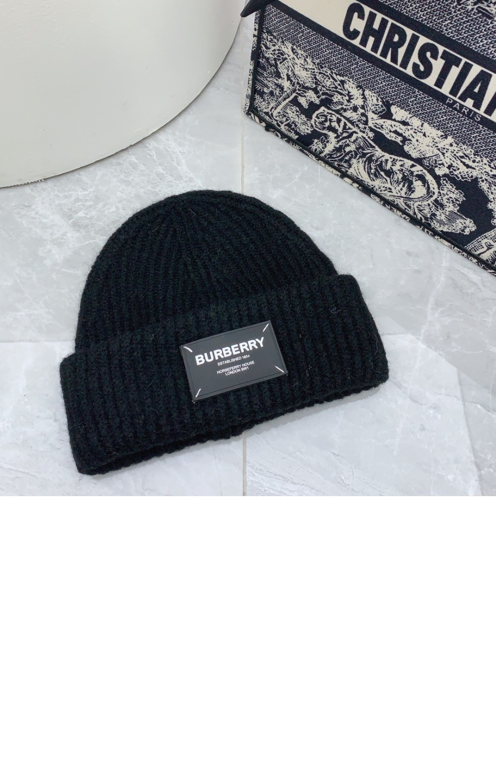 니트모자 8015397 > 버버리
