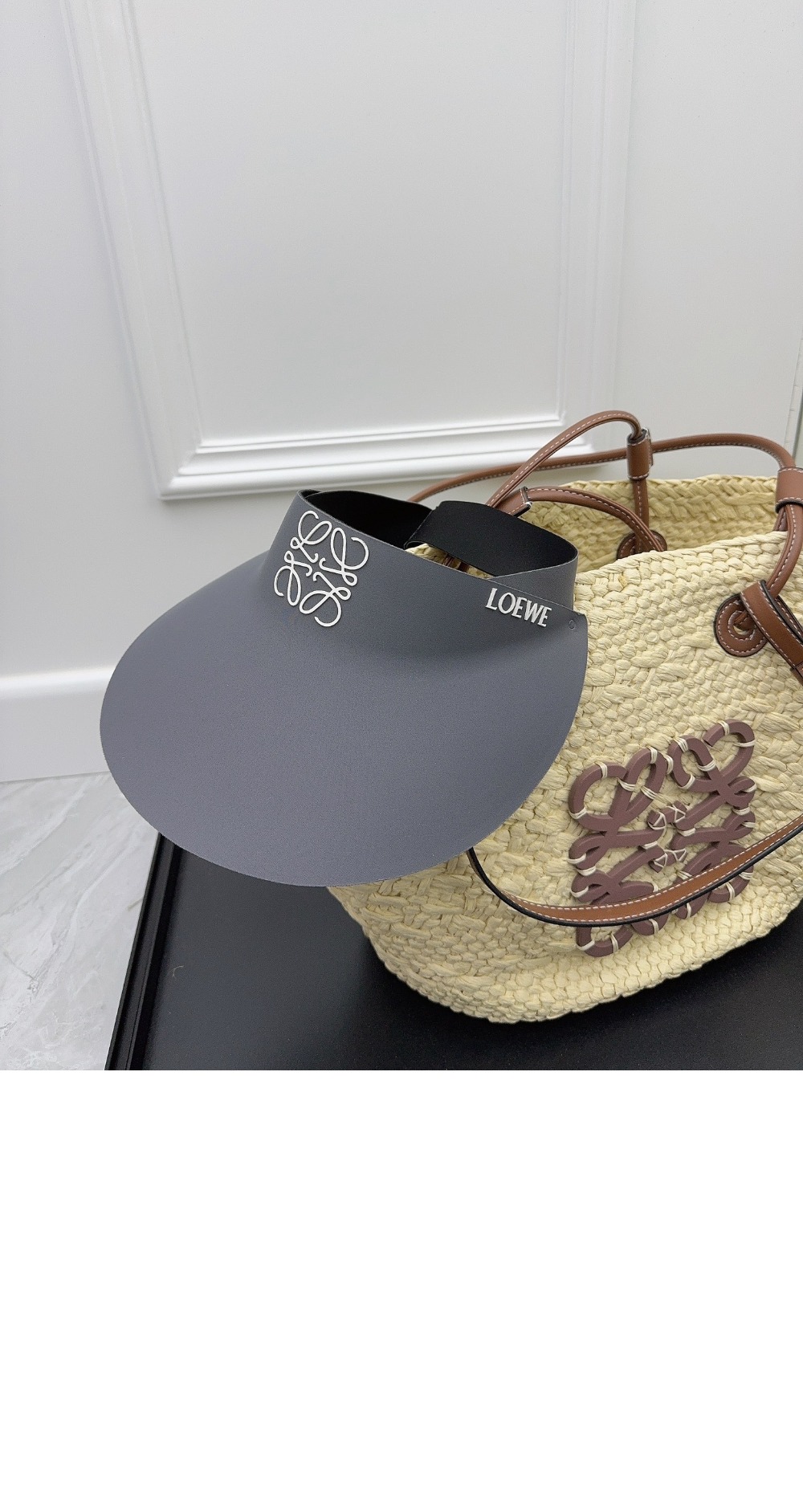 밀짚모자 선캡 > 로에베