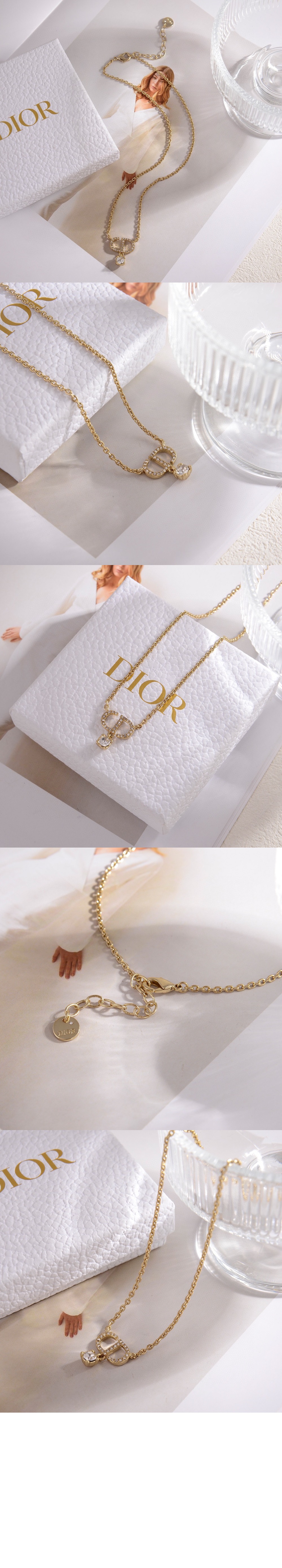 Petit CD 목걸이 N2890 > 디올