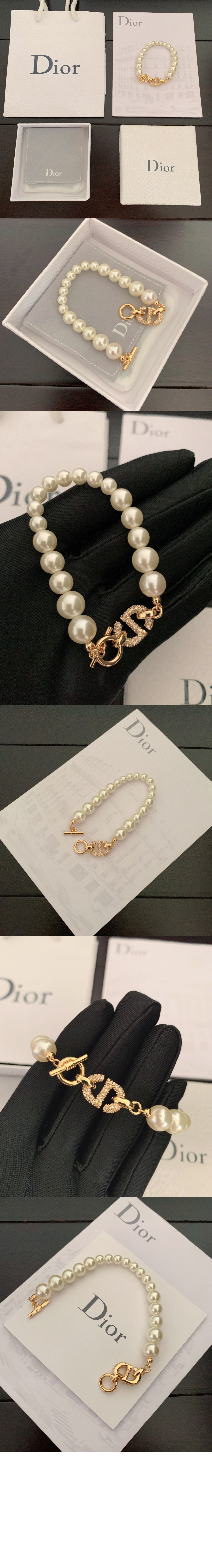 CD 네이비 팔찌 B1411 > 디올