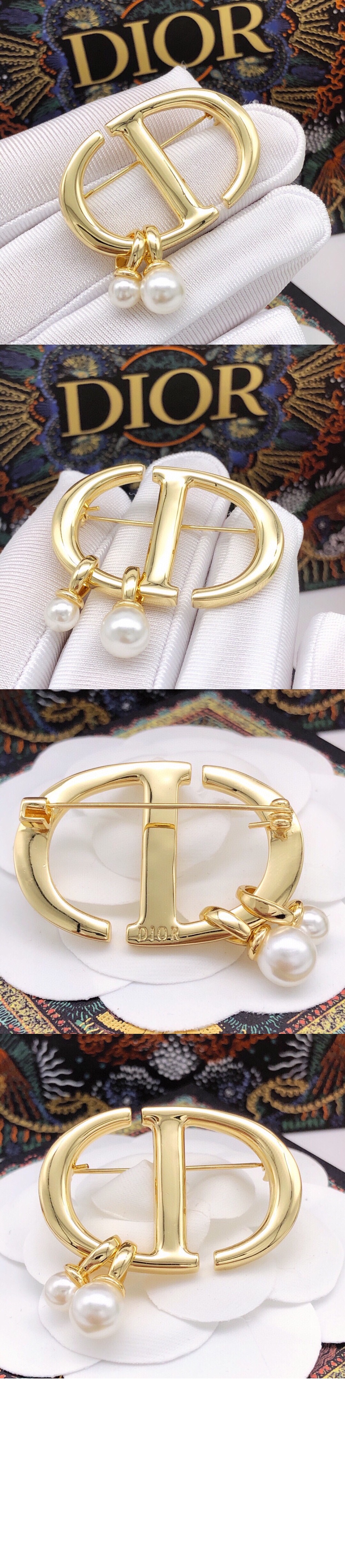 CD Navy 브로치 V0693 > 디올