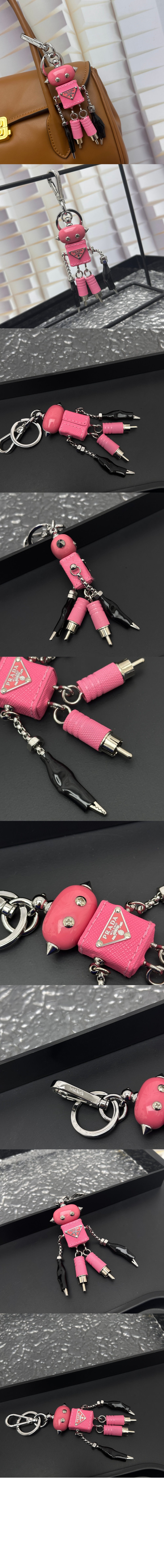 Robot 사피아노 가죽 백 참 2TR101 > 프라다