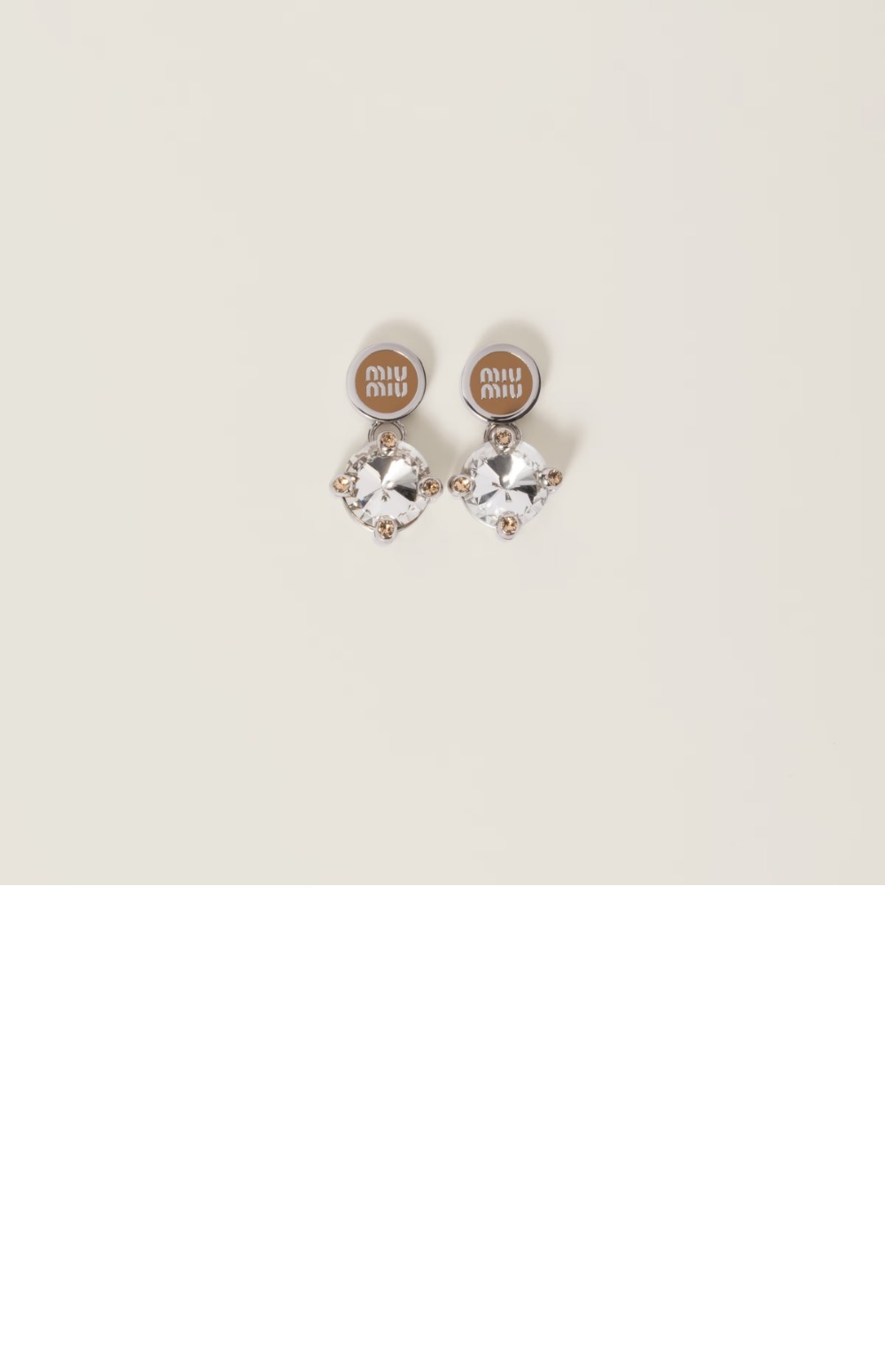 크리스털 장식 메탈 이어링 5IO210 > 미우미우