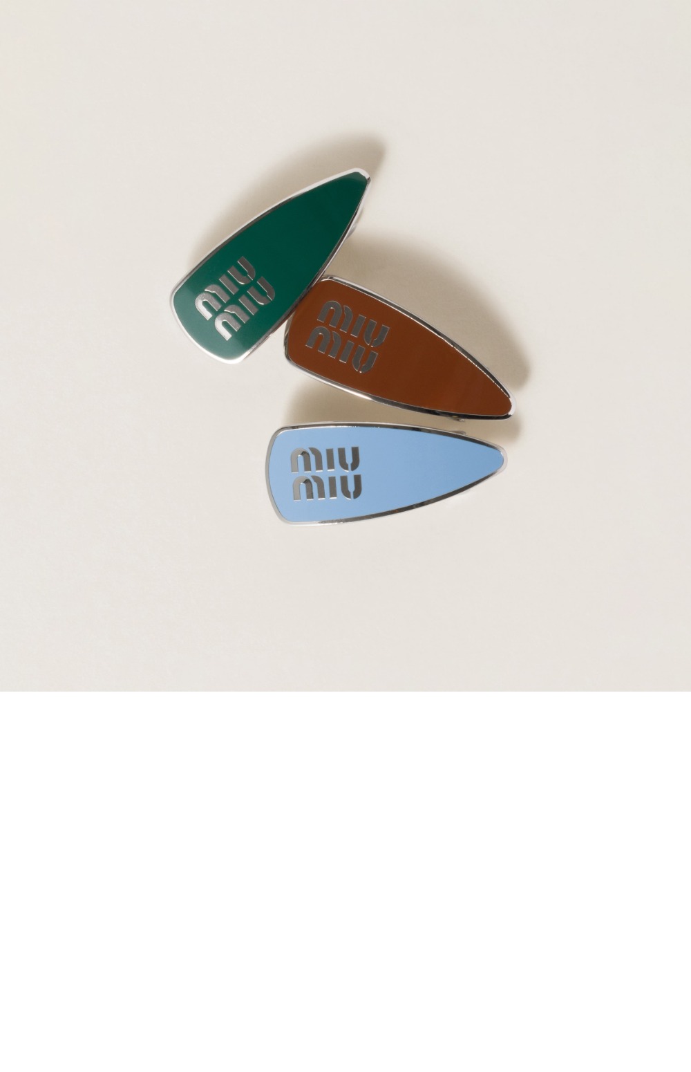 에나멜 메탈 클립 5IF216 > 미우미우