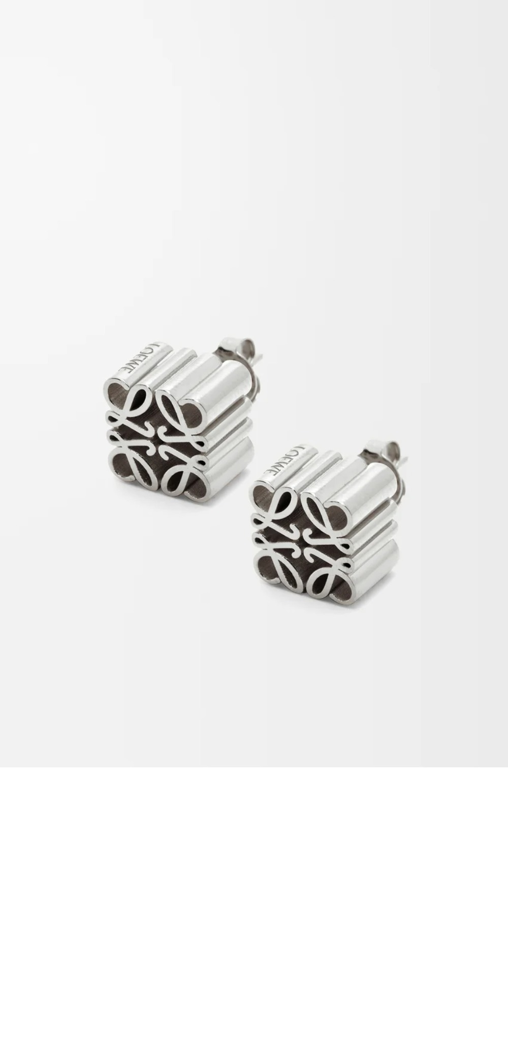 애너그램 스터드 이어링 > 로에베