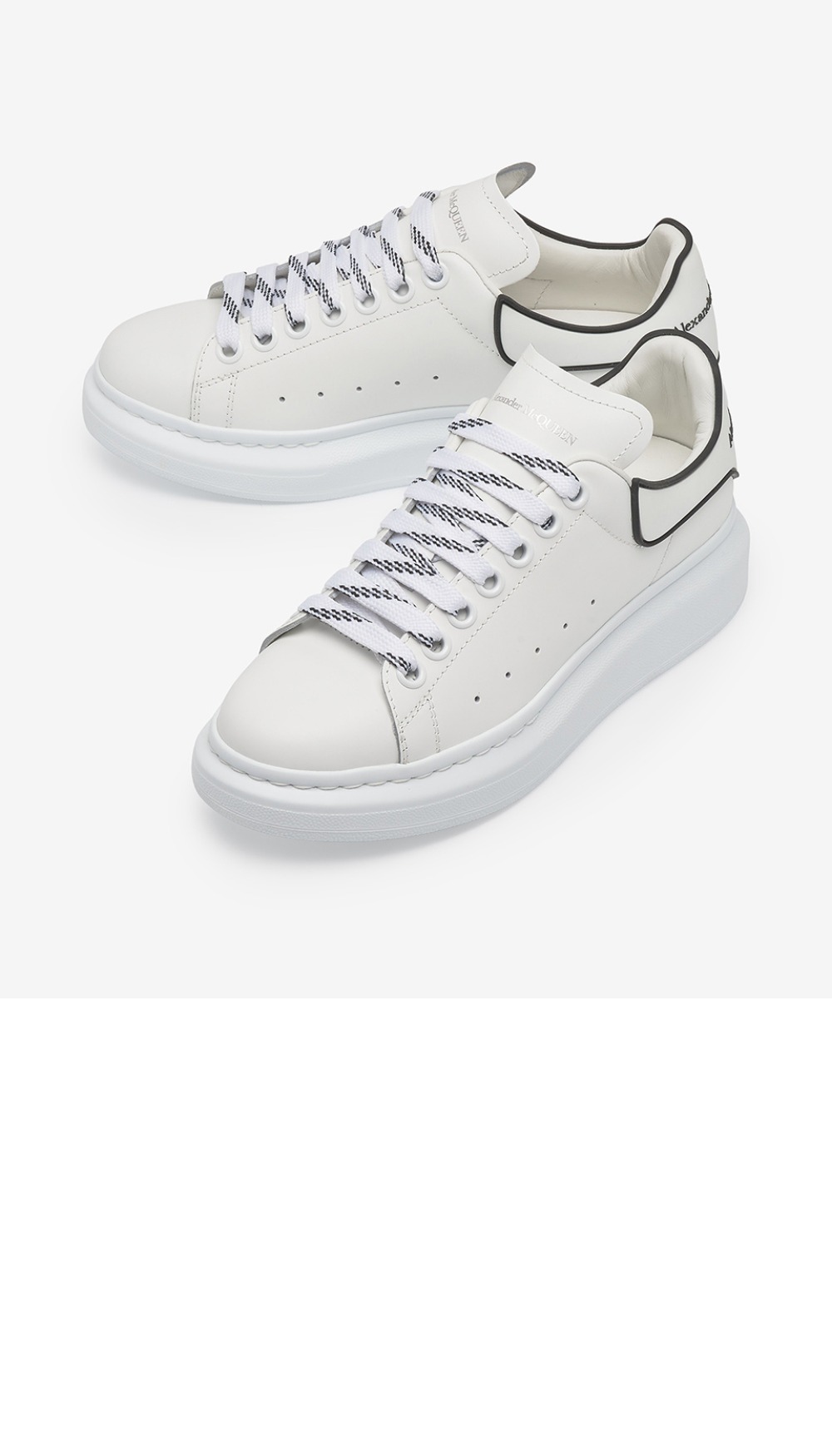 오버사이즈 스니커즈 621056 > Oversized Sneaker - 오버사이즈 스니커즈