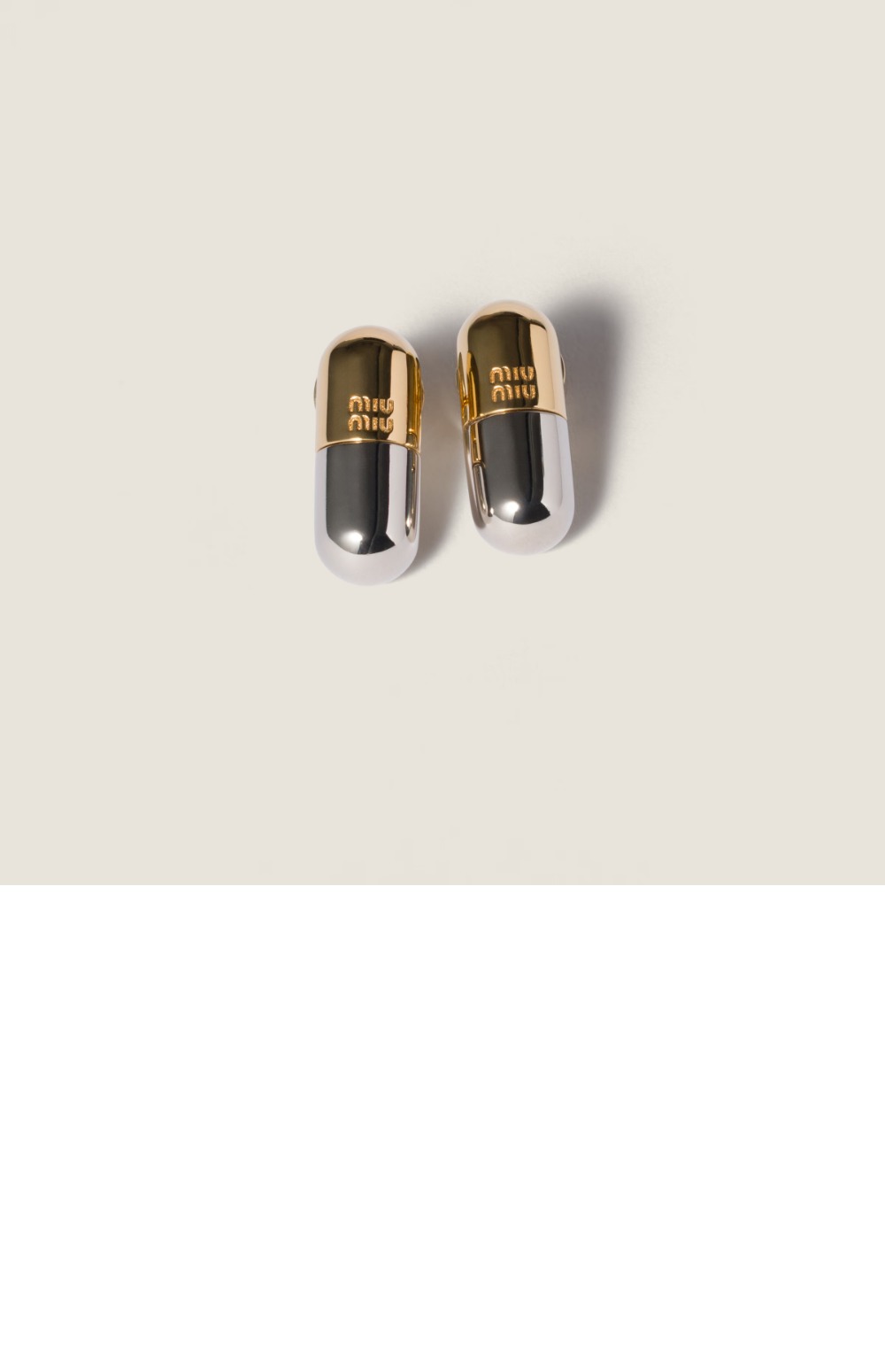 메탈 이어링 5IO281 > 미우미우