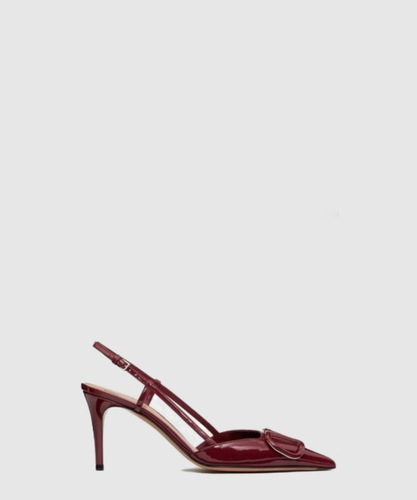 브이로고 시그니처 페이턴트 레더 힐 슬링백 펌프스 보르도 3W2S0R