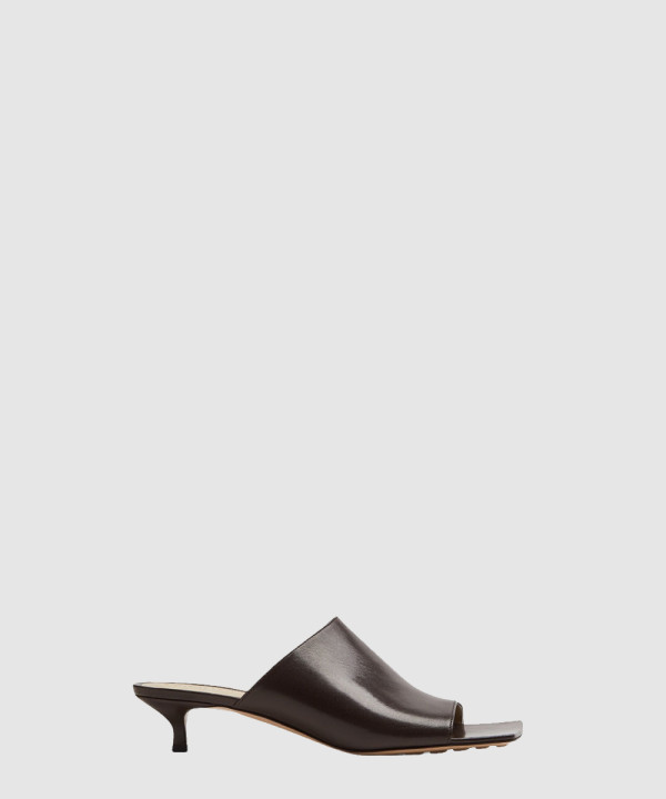 Stretch 가죽 뮬 690022