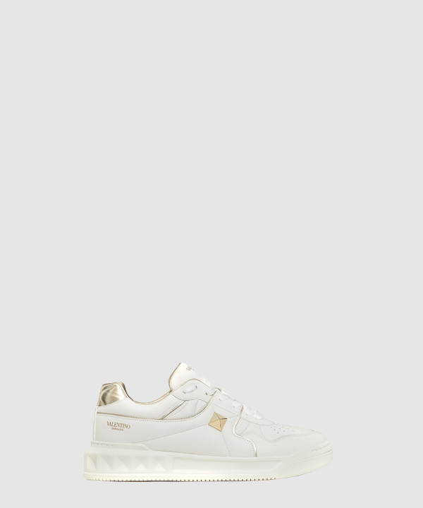 나파 가죽 원 스터드 로우탑 스니커즈 WYOSOE