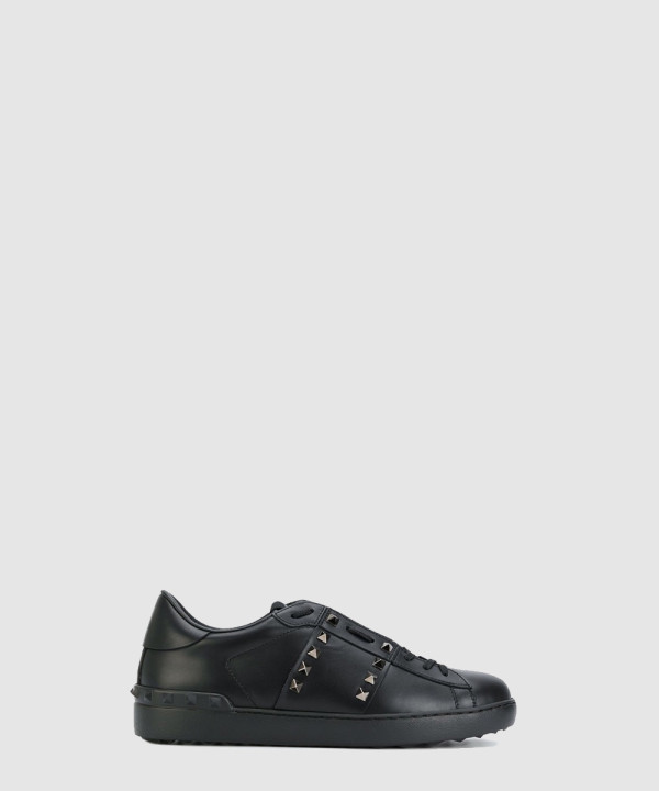 송아지 가죽 락스터드 언타이틀드 스니커즈 VY2S09