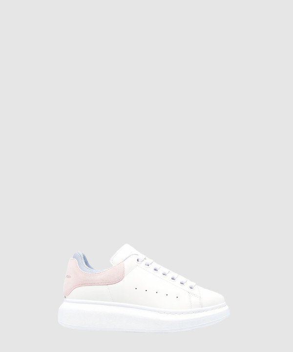 오버사이즈 스니커즈 697103