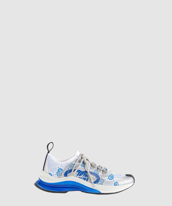 런 스니커즈 680903