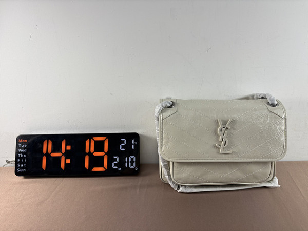 2025-02-10 반**님 출고사진