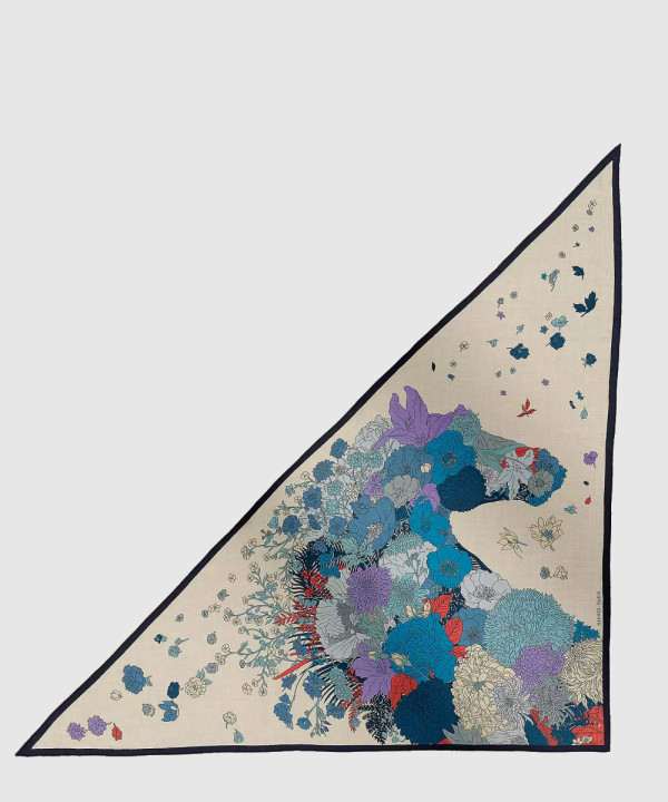 Gentle Floral Cloak 자이언트 트라이앵글