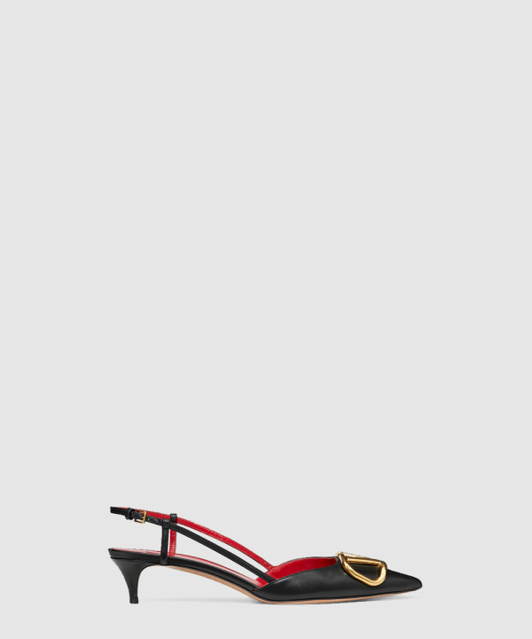 송아지 가죽 브이로고 시그니처 슬링백 펌프스 4W2S0R