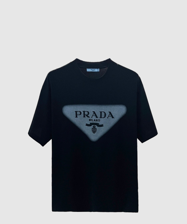 로고 프린트 반팔